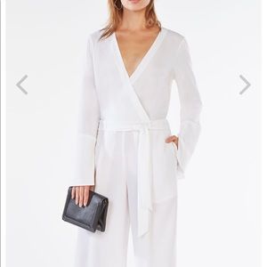 BCBG Nichola White Long Sleeve Jumpsuit